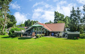 Awesome Home In Væggerløse With Wifi